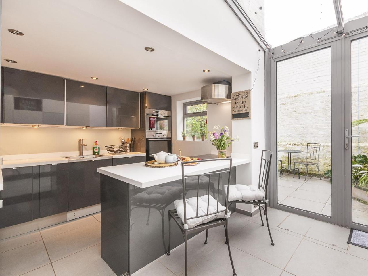 Villa Rosewood House Exeter Extérieur photo